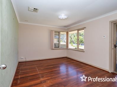 18 Tijuana Road, Armadale WA 6112