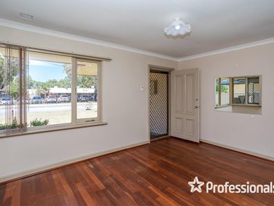 18 Tijuana Road, Armadale WA 6112