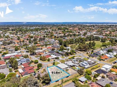 8 Parklands Square, Riverton WA 6148