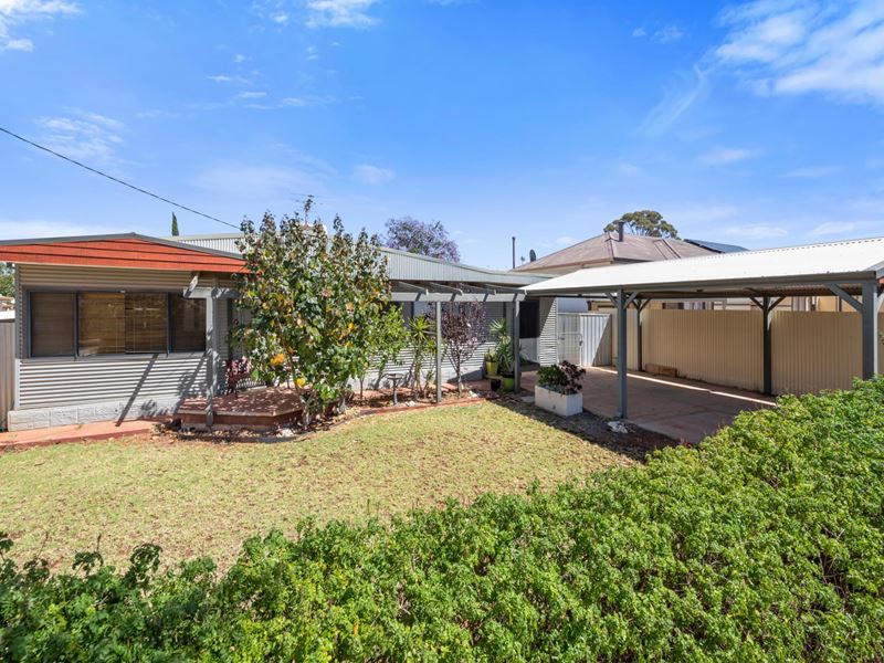 108 Lyall Street, Lamington