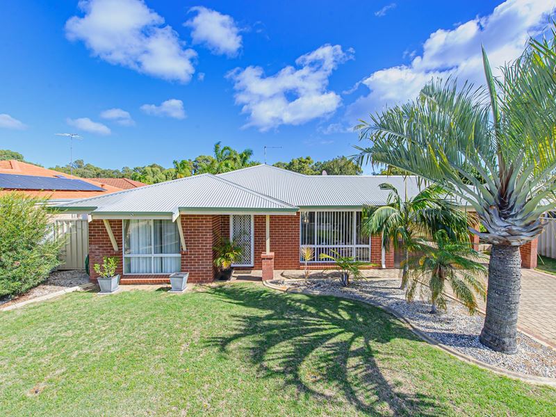 3 Sunningdale Chase, Meadow Springs