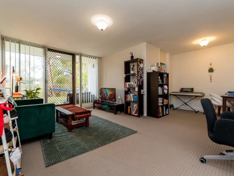 191/12 Wall Street, Maylands