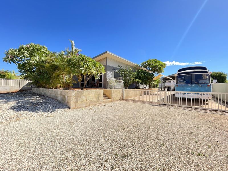 6 Seawolf Place, Exmouth