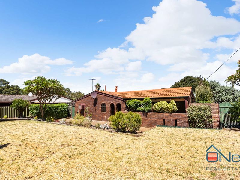 2 Galliers Avenue, Armadale