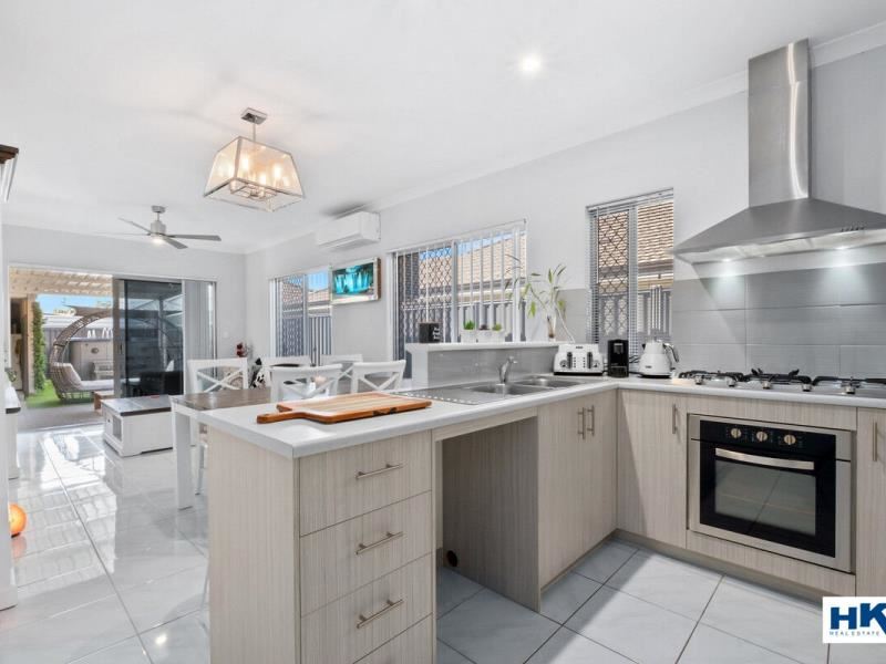14 Rivington Entrance, Aveley