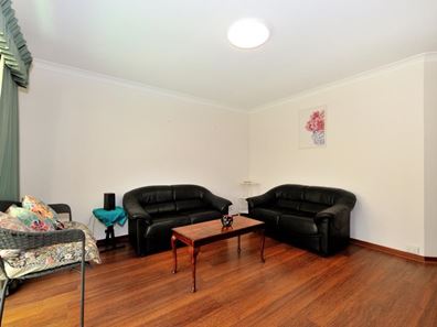 4/2 Ashford Avenue, Rockingham WA 6168