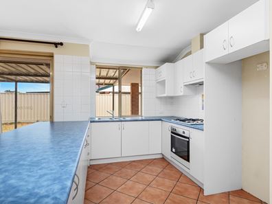 17 Gascoyne Way, Cooloongup WA 6168