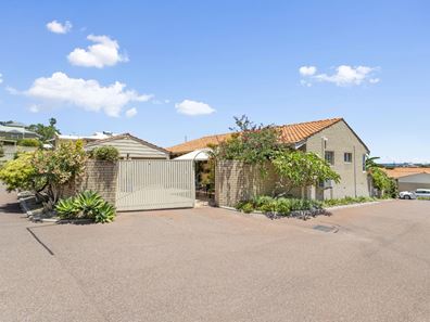 4/31 Preston Point Road, East Fremantle WA 6158