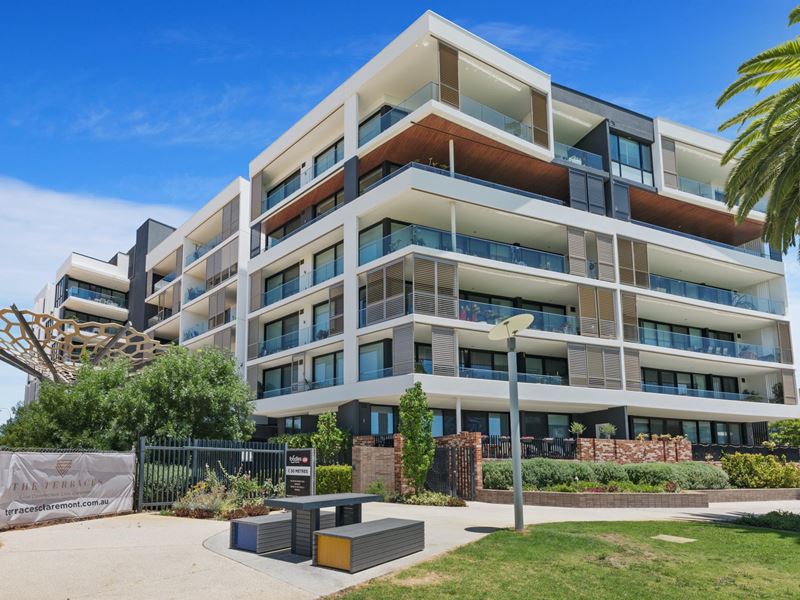 418/5 Shenton Road, Claremont