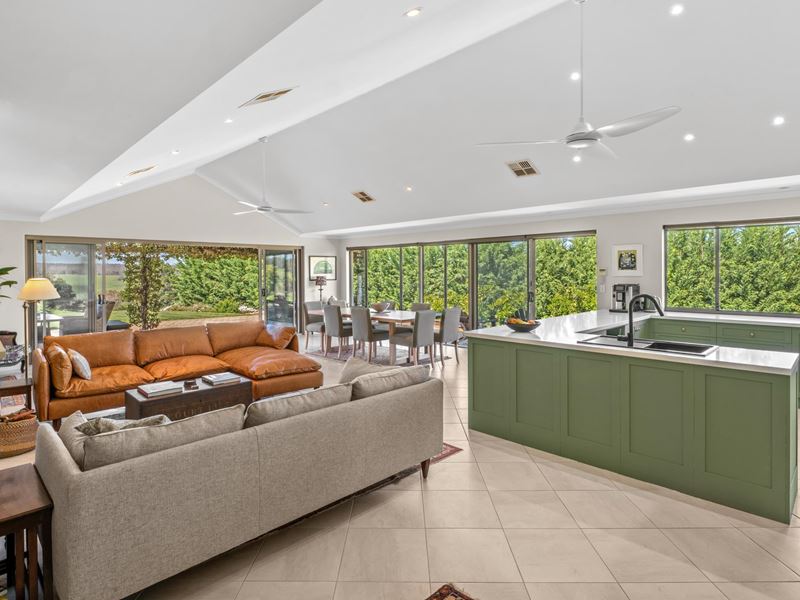 5 Golden Ash Rise, Bridgetown