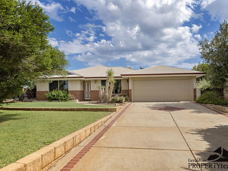 4 Zenobia Place, Woorree