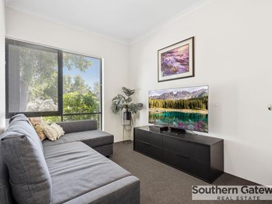 146 Mornington Crescent, Wandi WA 6167