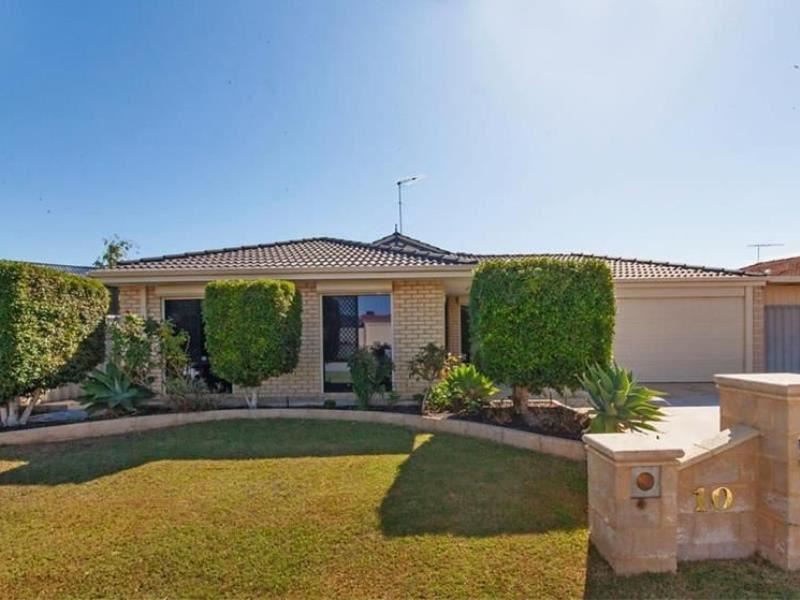 10 Round Hill Drive, Port Kennedy