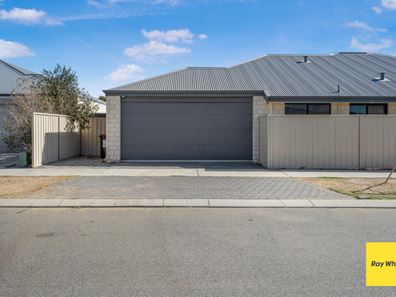 30 Silverthrone Road, Haynes WA 6112