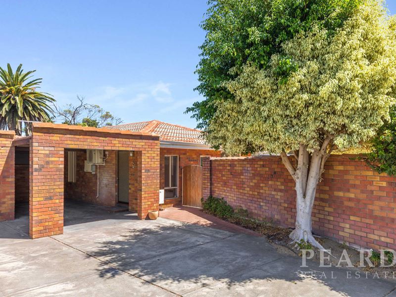 5 Chigwell Place, Carine