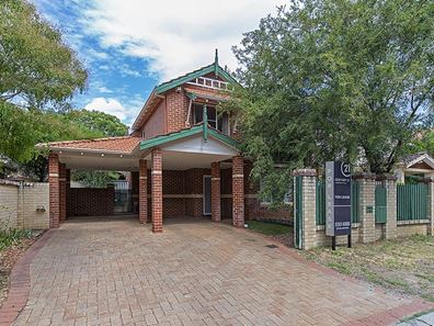 8 Heirisson way, Victoria Park WA 6100