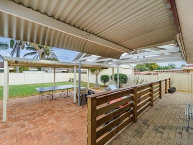 80 Strawberry Drive, Seville Grove WA 6112