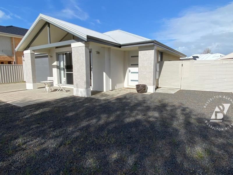 3 Bream Quadrant, Geographe WA 6280