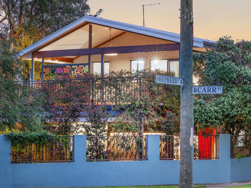 8 Carr Street, Beaconsfield