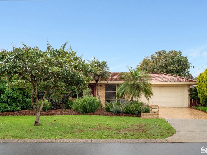 22 Hemingway Drive, Camillo