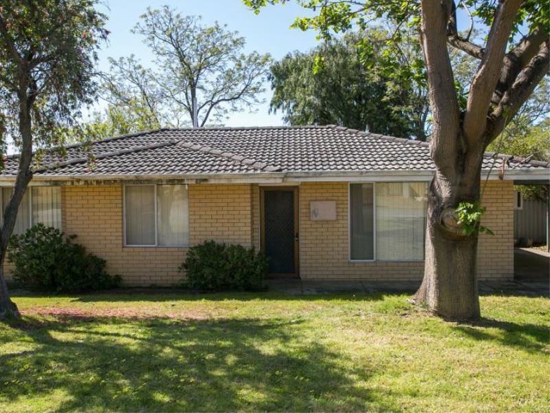 20 Bradley Way, Lockridge WA 6054