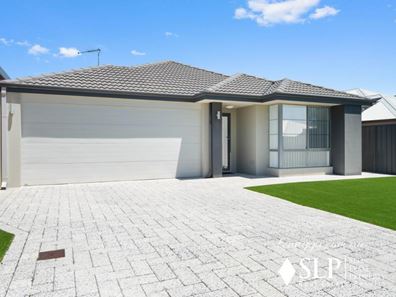 12 Borbey Street, Madeley WA 6065