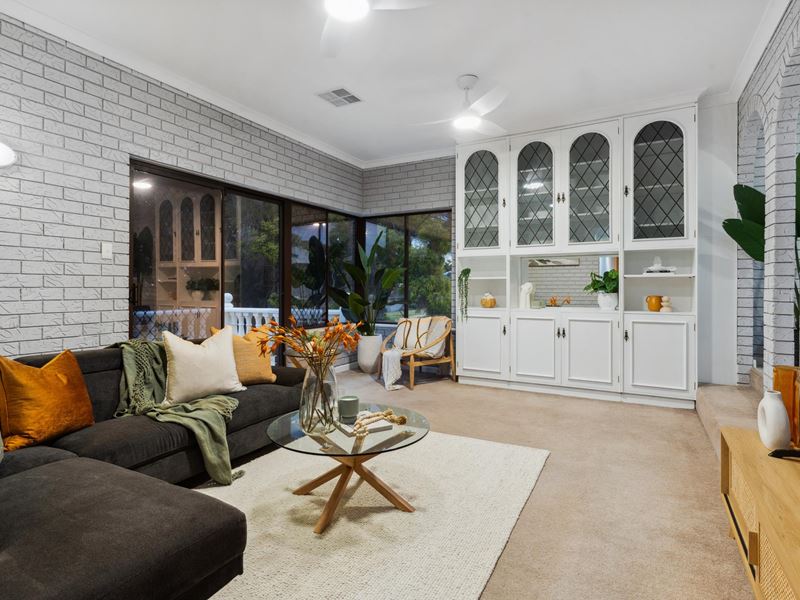 10 Blenheim Place, Swan View