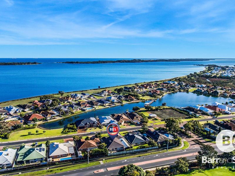 5 Willis Cove, Pelican Point