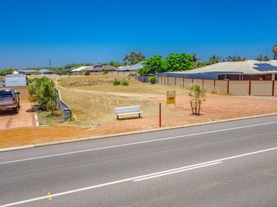 78A Chapman Valley Rd, Waggrakine WA 6530