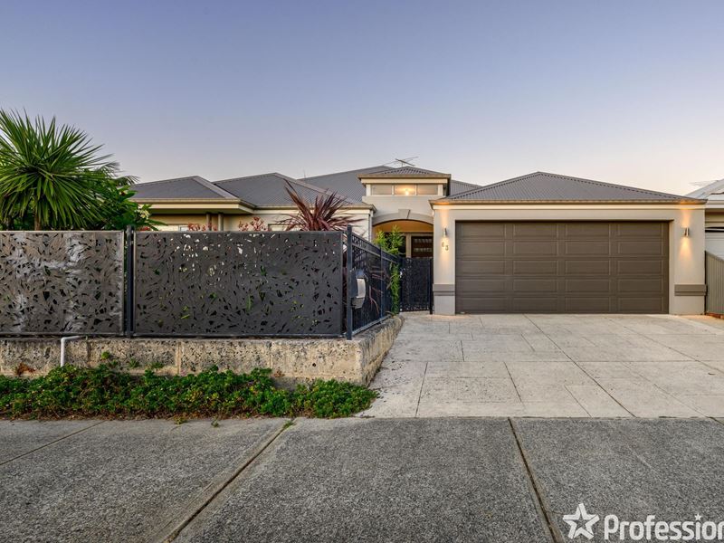 63 Harrington Waters Drive, Waikiki WA 6169