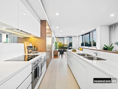 309/2 Moreau Parade, East Perth WA 6004