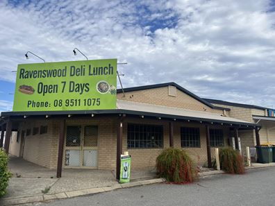 Food/Hospitality - For Sale: Ravenswood Deli and Lunch!
