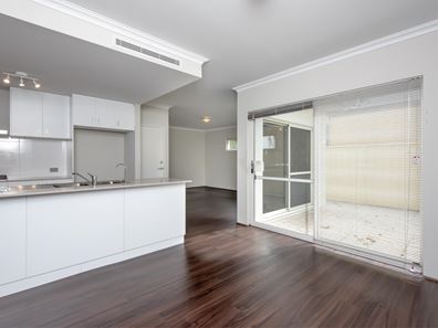 3/89 Fitzroy Road, Rivervale WA 6103