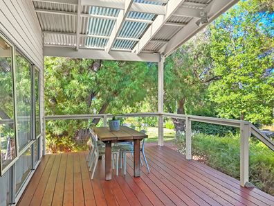 10 Heather Road, Denmark WA 6333