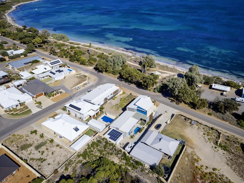 69 Whitehill Road, Drummond Cove WA 6532