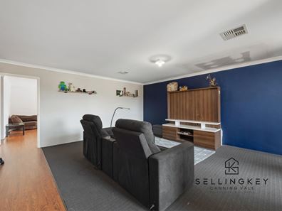 2 Grenoble Street, Piara Waters WA 6112