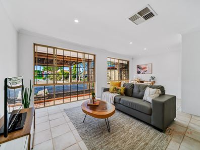 1/15 Parramatta Lane, Willetton WA 6155