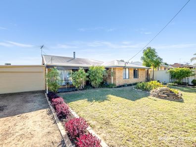 2 Old Mooliabeenee Road, Gingin WA 6503