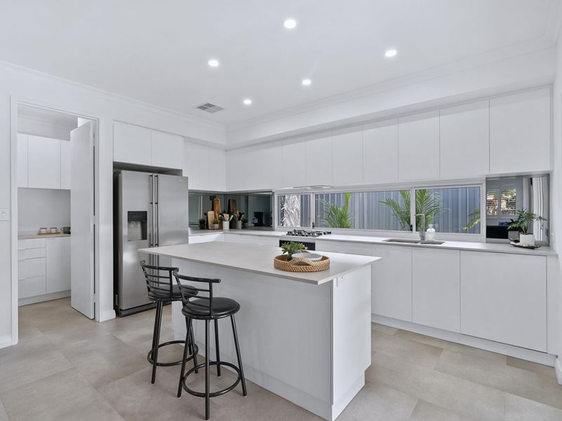 1 Angus Court, Duncraig WA 6023