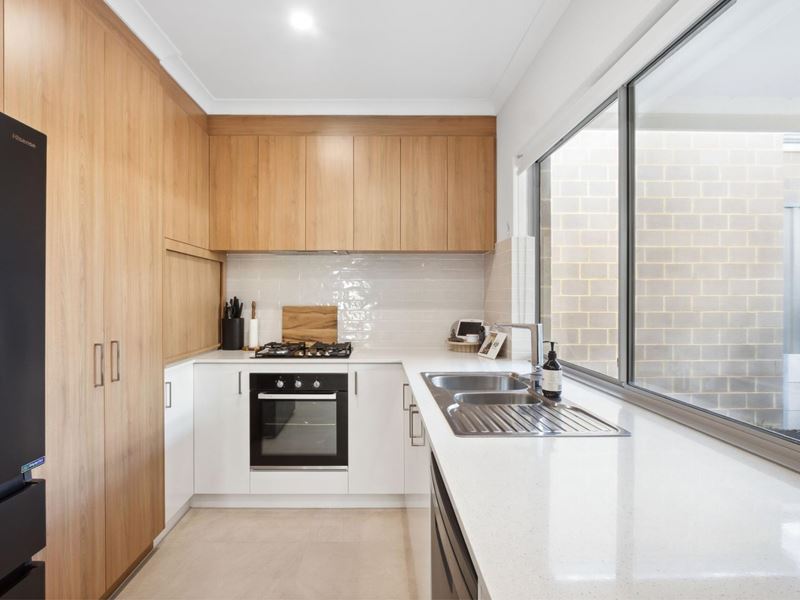 1/4 Cleland Pass, Ellenbrook WA 6069