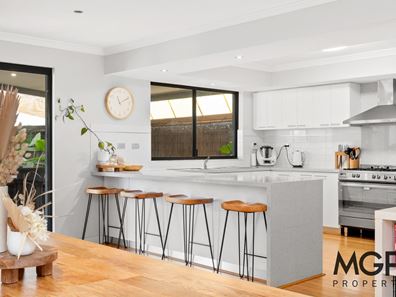15A Norma Road, Alfred Cove WA 6154