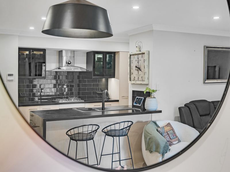 5 Nambi Way, Harrisdale WA 6112