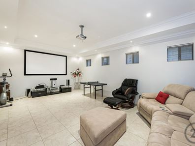 31 Rees Place, Wannanup WA 6210