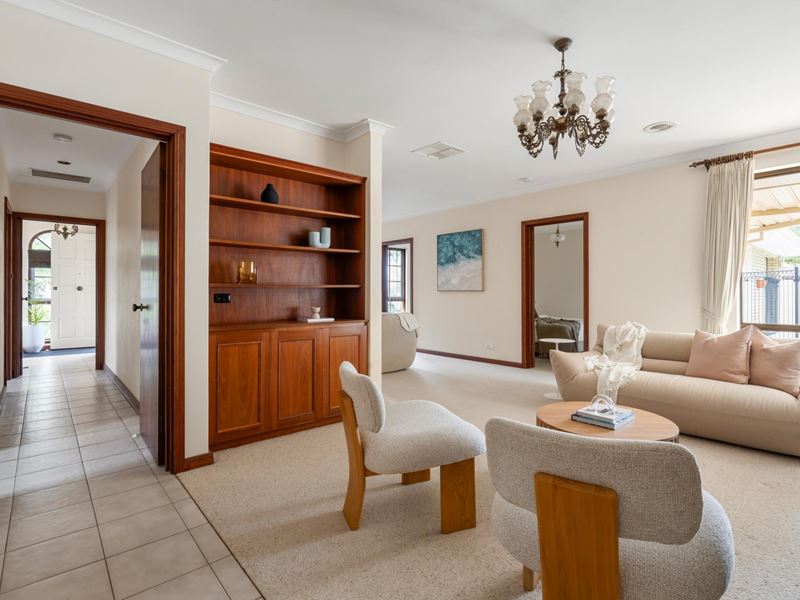 12 Loton Road, Dalkeith WA 6009