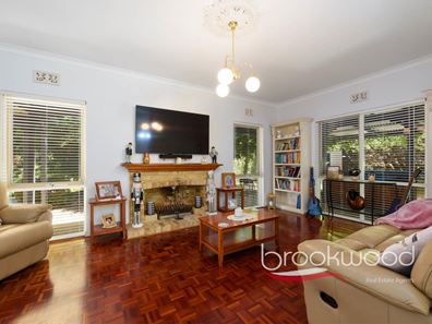 11 Hawkstone Street, Gidgegannup WA 6083