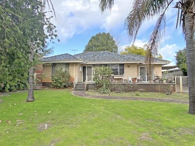 16 Jakobsons Way, Morley WA 6062