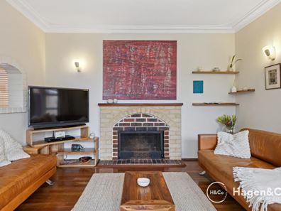 22 Laurence Road, Innaloo WA 6018