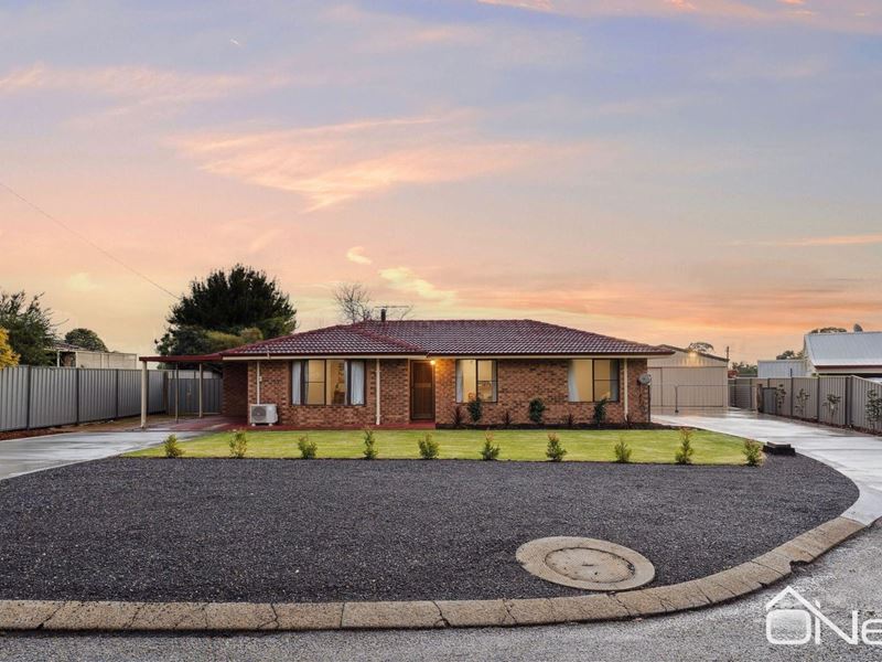 10 Lovegrove Court, Byford WA 6122