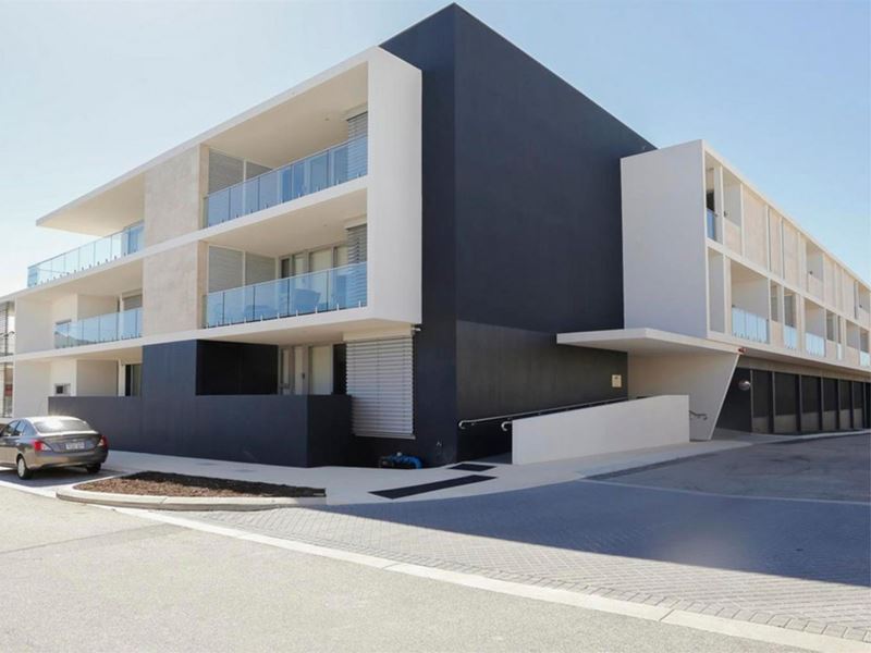 317/1 Bristol Lane, Mindarie