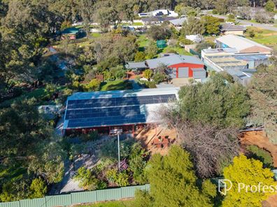 26 Reddy Avenue, Mundaring WA 6073
